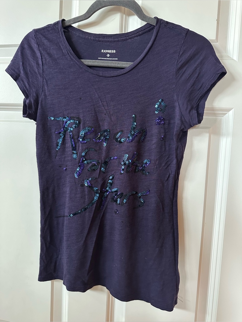 3 for $20 ⭐️ Express Purple Short Sleeve Sequin Script Tee